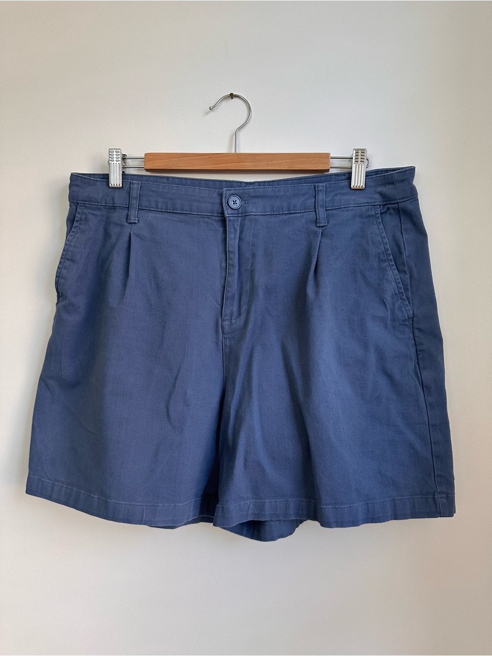 Banana Republic Navy Blue Pleated Cotton Shorts Women’s Size 14